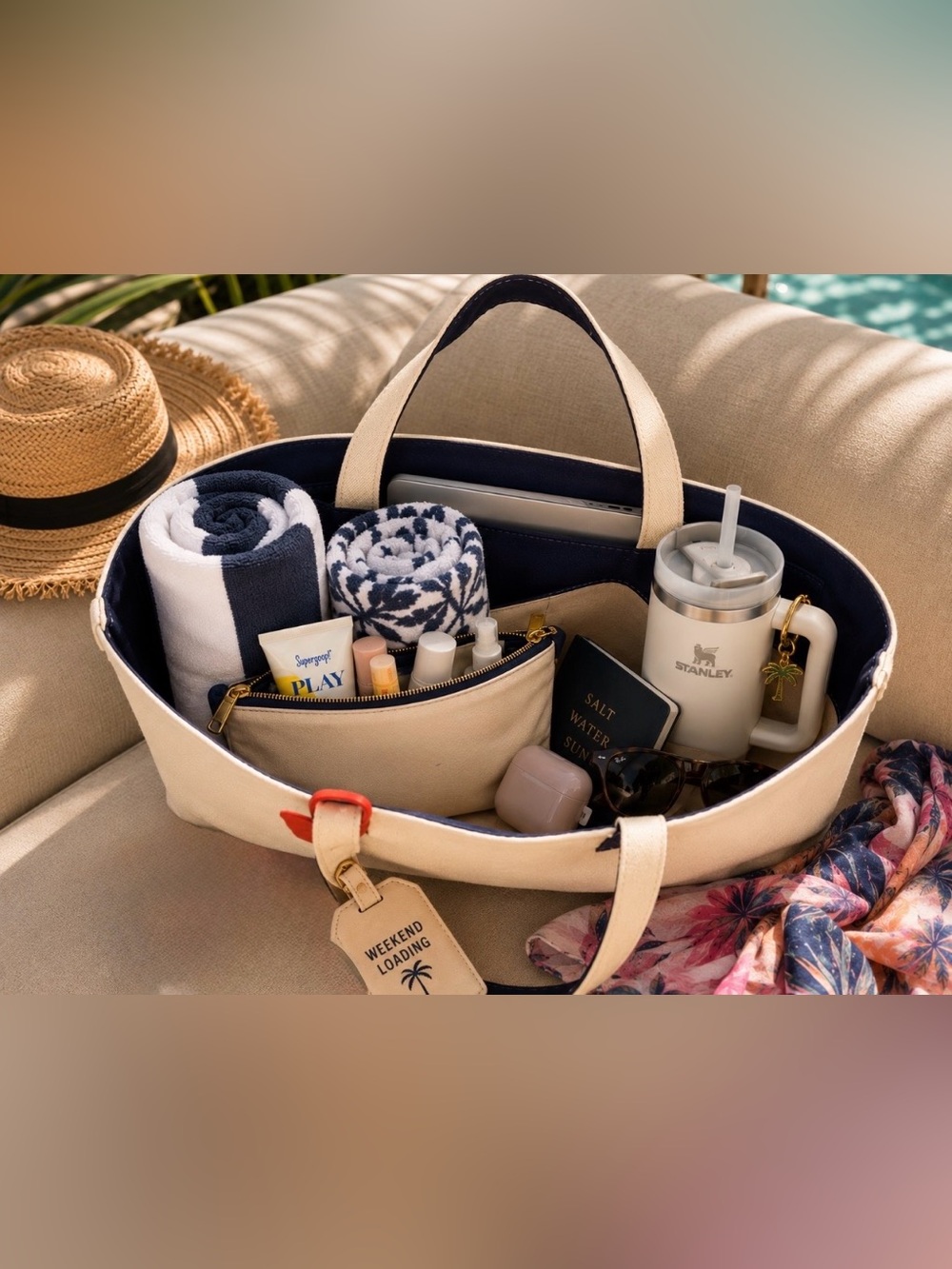 L.L. Bean Boat and Tote Zip Top with Navy Trim, Large